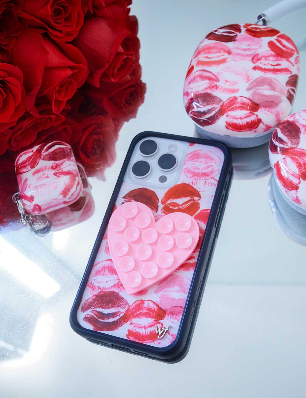 Heart Selfie Stickeez