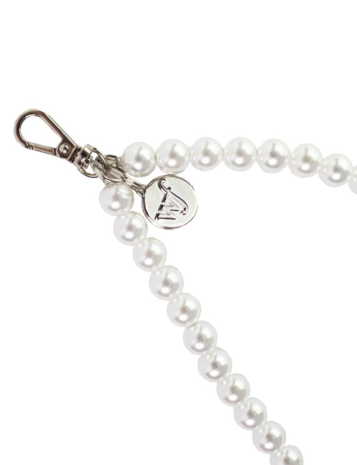 Pearl Wristlet | White